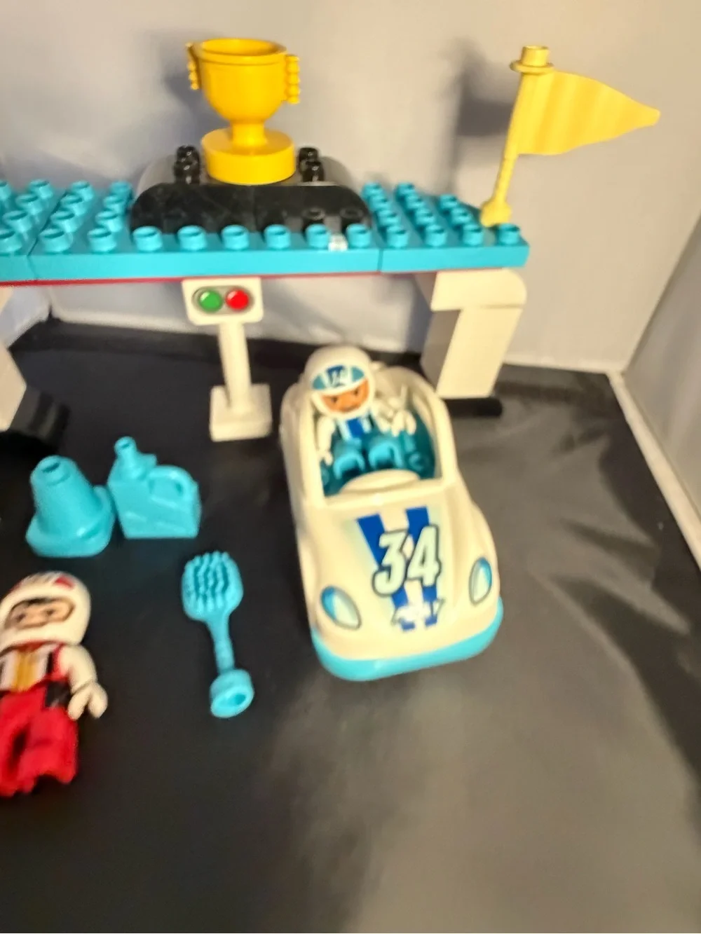 LLEGO DUPLO 10947 Race Cars Track #34 Car Drivers Trophy Incomplete